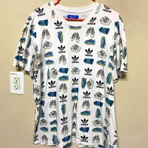 Vintage adidas tshirt